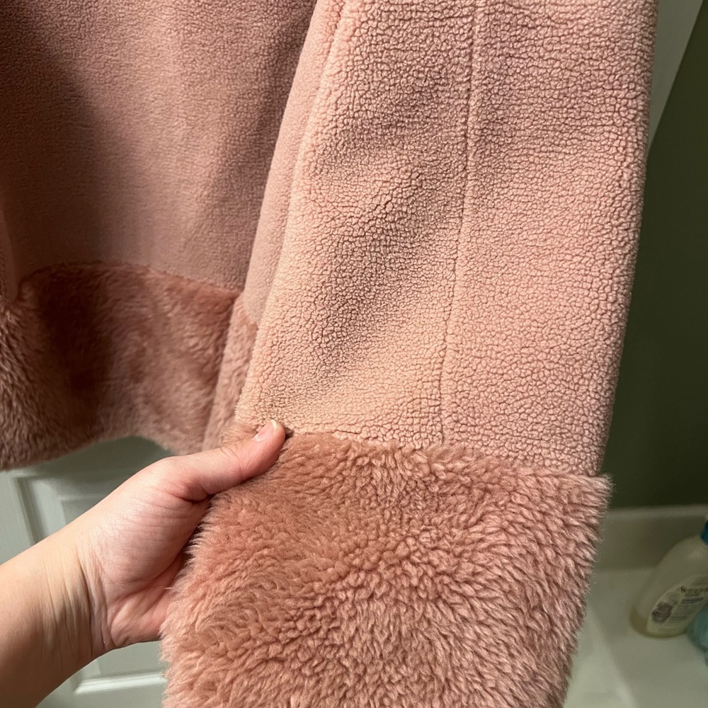 Koolaburra by UGG Blush Teddy Jacket with Hood - Picture 7 of 7